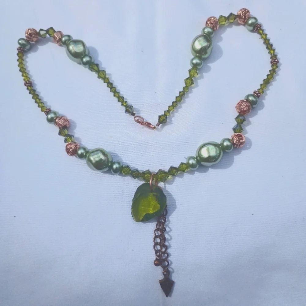 Necklace - Picture 1 of 2